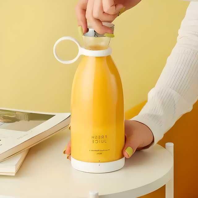 Travelers Portable Mini Juice Blender
